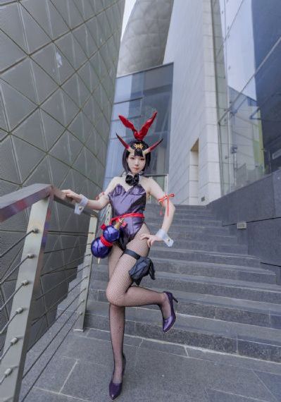 勾搭情趣店女老板av_高清高清视频观看