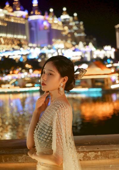 总裁夫人来自农村免费观看_BD英语迅雷电影在线