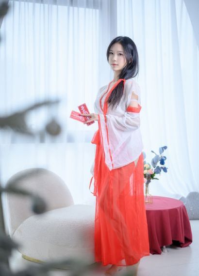 邻居女孩意大利_欧美在线观看