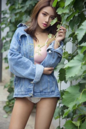 年轻的妹妹3_国产在线视频