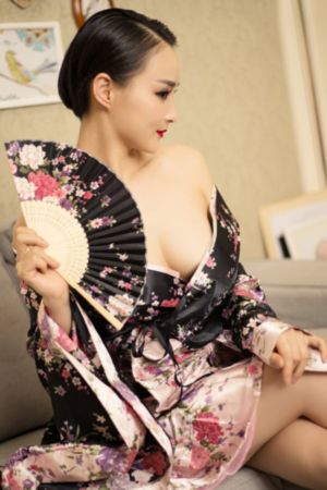 艳母完整版_超清高清完整版播放