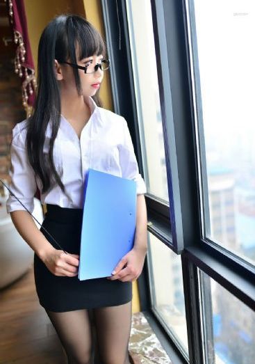 她在丈夫面前被耍了免费观看_DVD免费高清观看
