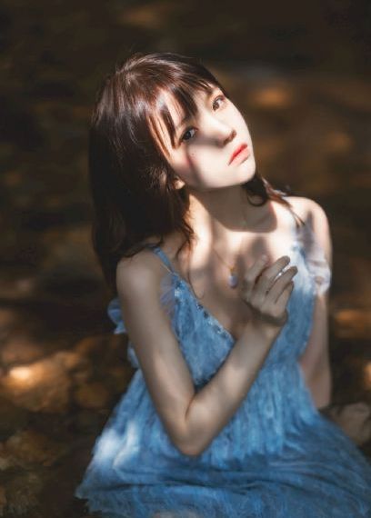 我在浮城谜事卫生间 噼里啪啦_超清高清视频播放
