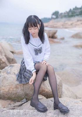 女大学沙龙_高清全集免费播放