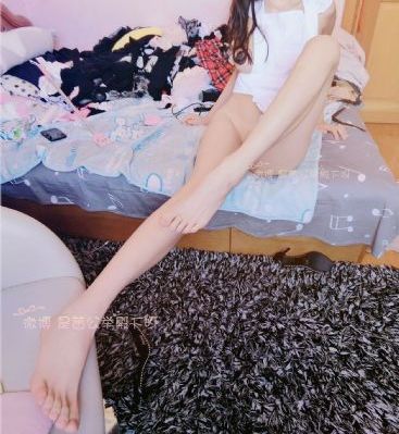 护士趴下光屁股翘臀被打的_BD国语免费播放